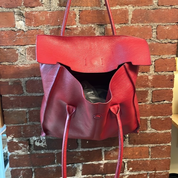 Red Leather Banana Republic Tote - Picture 4 of 10